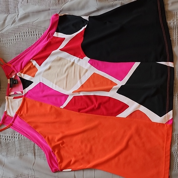 Mod Groovy Top XL - Picture 8 of 8